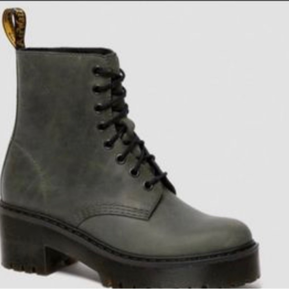 Dr Martins Shriver Hi
